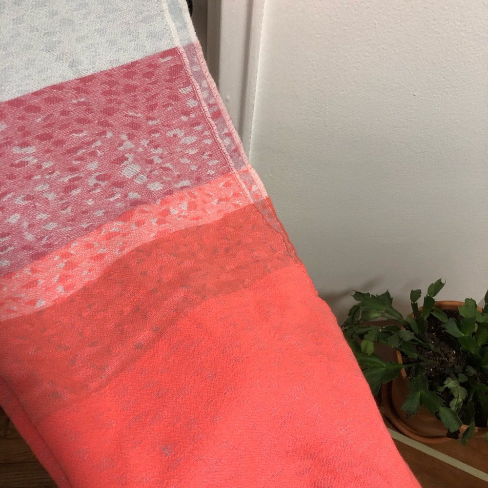 Gap scarf brand new